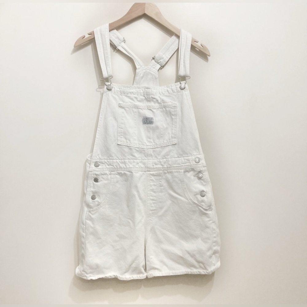 LEVI’S SHORTALLS ❤️❤️